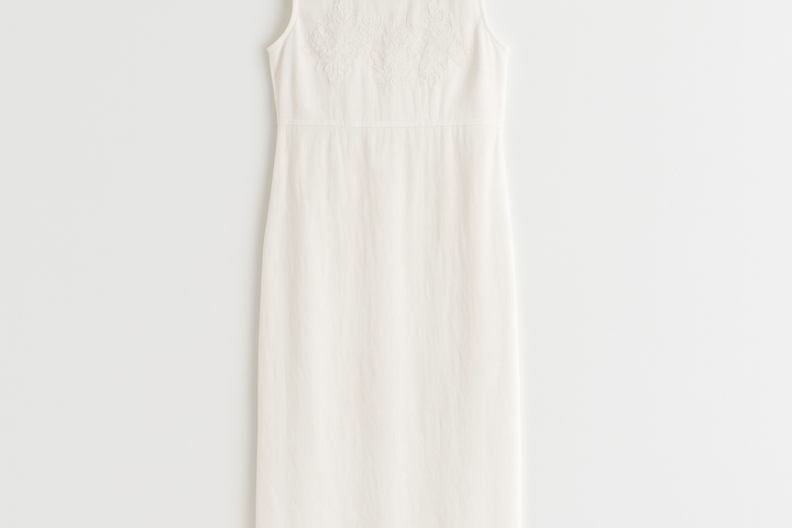White Long Embroidered Complizone